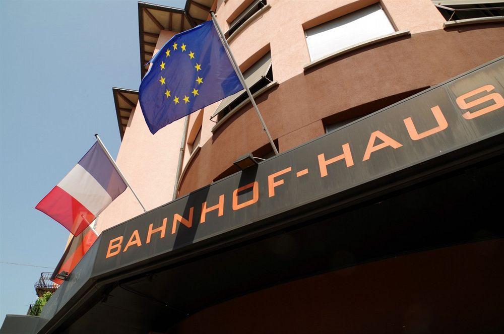 Hotel Bahnhof Haus Chiasso Exterior foto